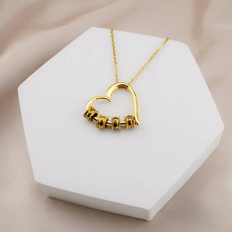 COLLAR CORAZÓN FAMILIAR